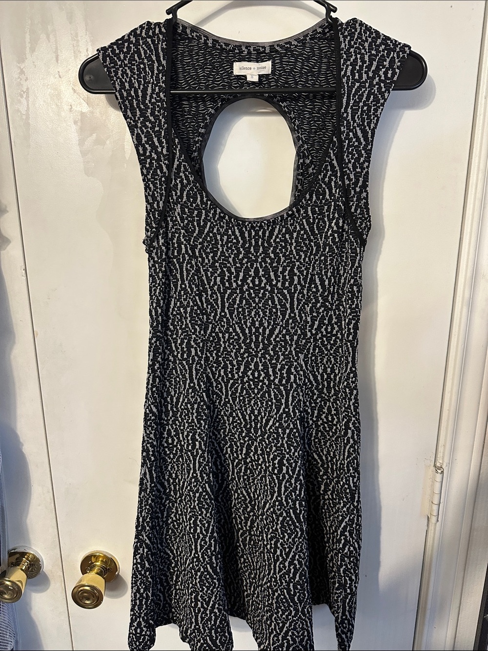 silence + noise Black and White Textured Cutout Fit-and-Flare Dress
